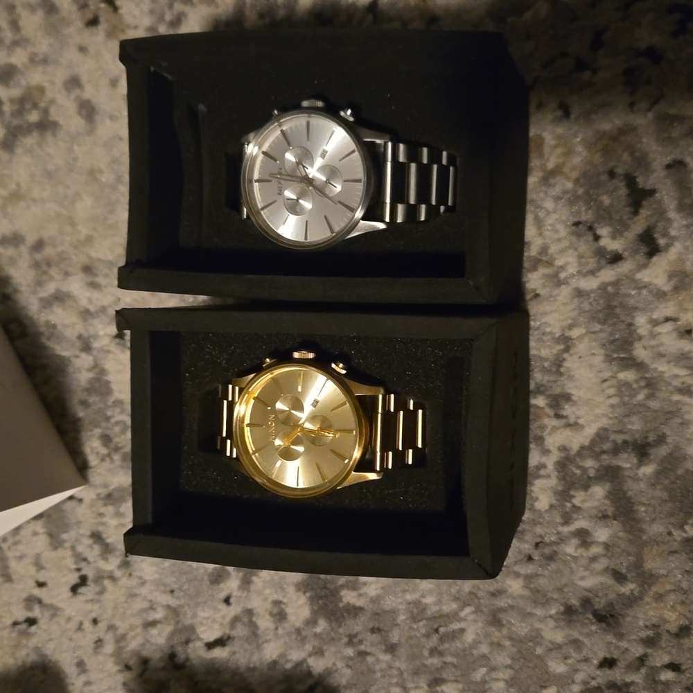 Nixon sentry chrono watches - Picture 2 of 2